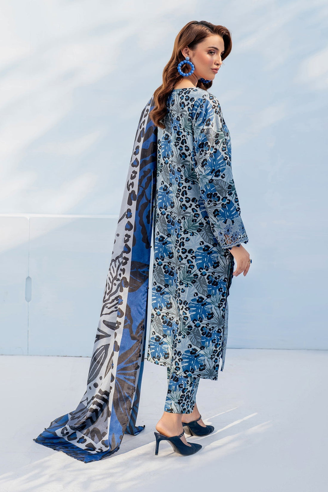 3PC Lawn Printed Shirt With Digital Printed Dupatta-1601