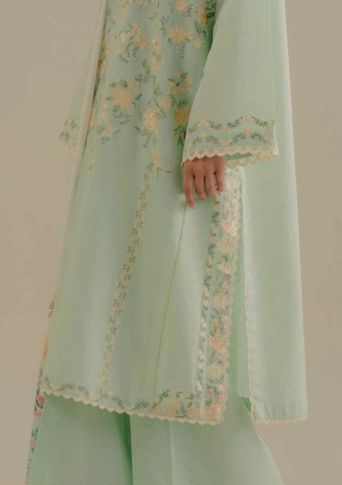 Lawn-3PC Embroidered Shirt with Digital Printed Jacquard Dupatta-1395