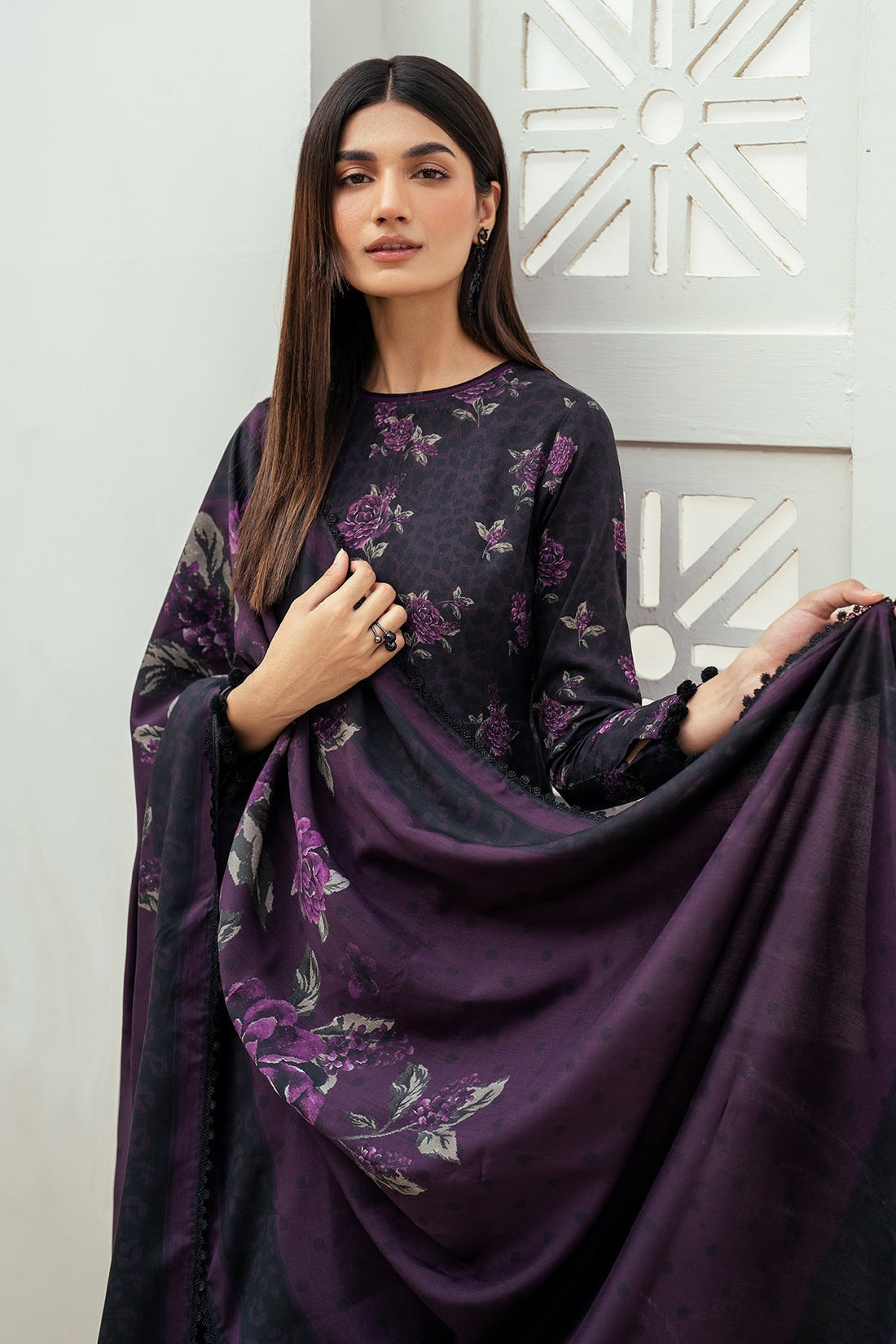 3PC-Printed Lawn Zarri Shirt With Voile Printed Dupatta-1518